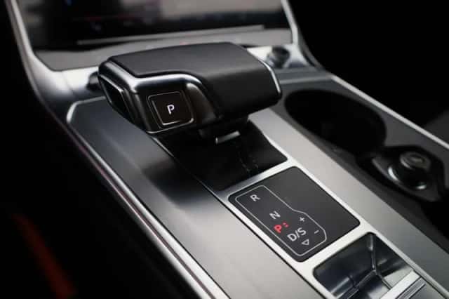 Audi A6 (2024) thumbnail 18