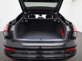 Audi Q8 thumbnail 13