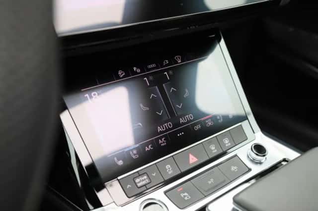 Audi Q8 (2025) thumbnail 22