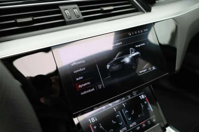 Audi Q8 (2025) thumbnail 34
