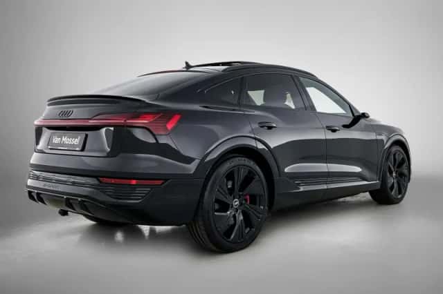 Audi Q8 (2025) thumbnail 5