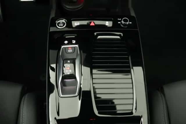 Audi A6 (2025) thumbnail 13