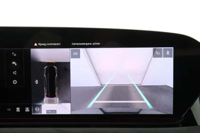 Audi A6 (2025) thumbnail 18