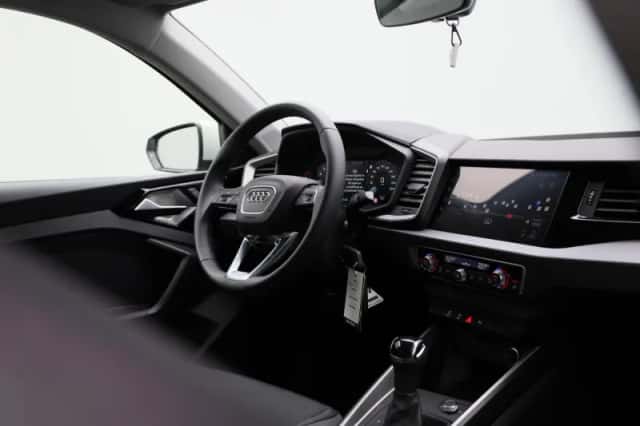 Audi A1 (2025) thumbnail 38