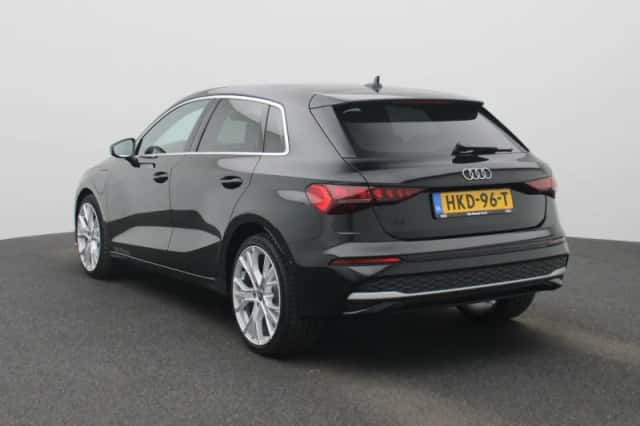 Audi A3 (2025) thumbnail 5