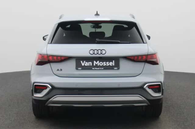 Audi A3 (2025) thumbnail 5