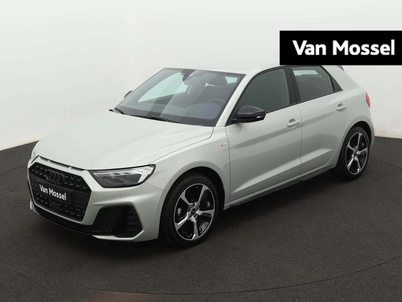 Audi A1 (2024) — foto 1
