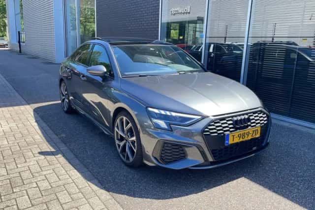 Audi A3 (2023) thumbnail 3
