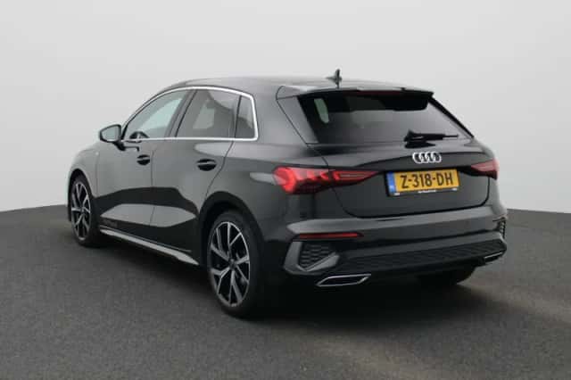 Audi A3 (2024) thumbnail 3