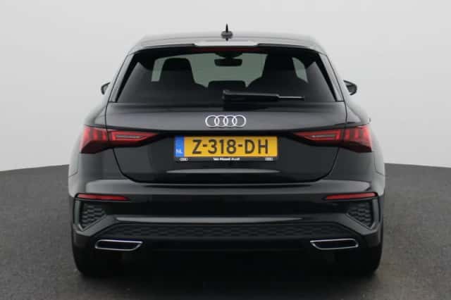 Audi A3 (2024) thumbnail 5