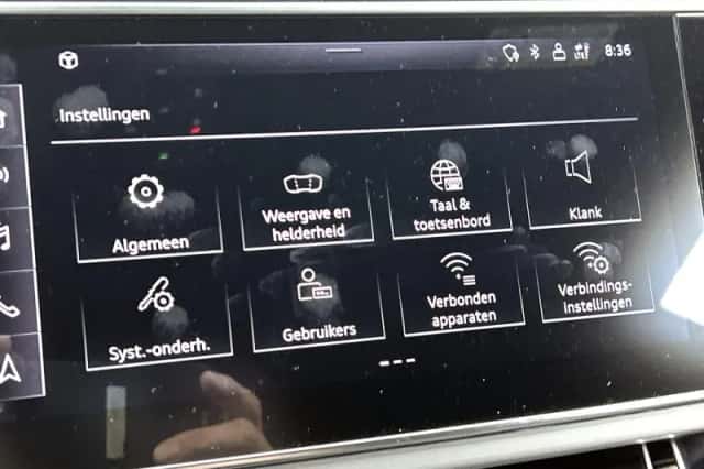 Audi Q8 (2023) thumbnail 11