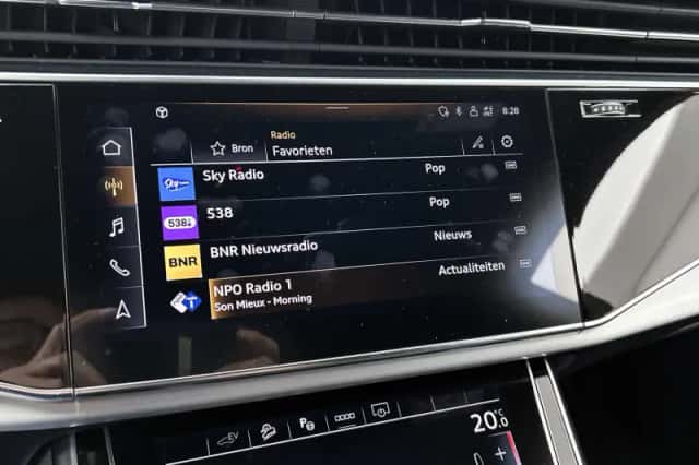 Audi Q8 (2023) thumbnail 7