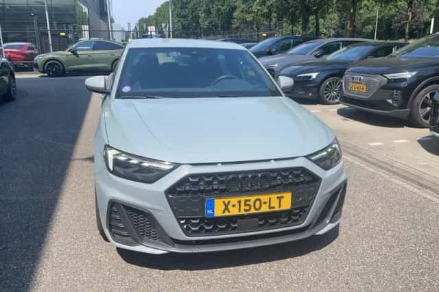 Audi A1 (2024) thumbnail 2