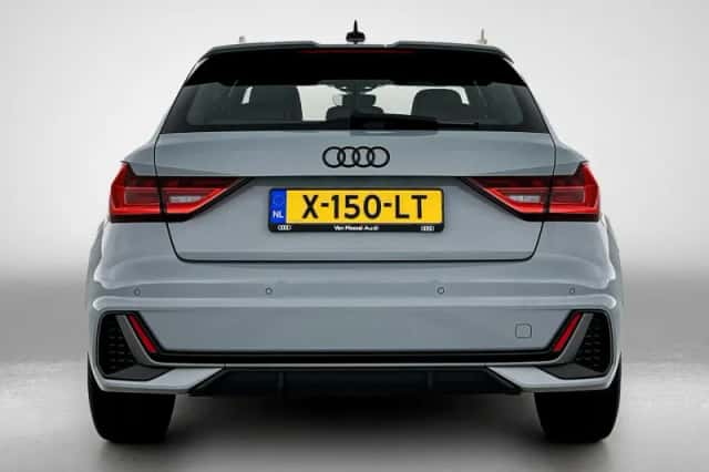 Audi A1 (2024) thumbnail 3