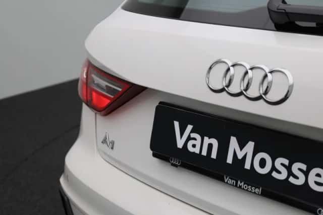 Audi A1 (2023) thumbnail 11