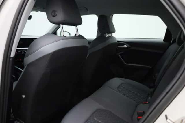 Audi A1 (2023) thumbnail 15