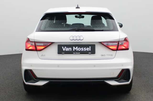 Audi A1 (2023) thumbnail 5