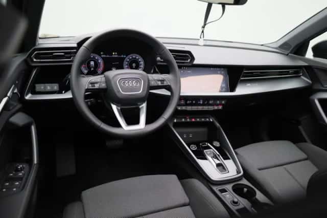 Audi A3 (2025) thumbnail 8