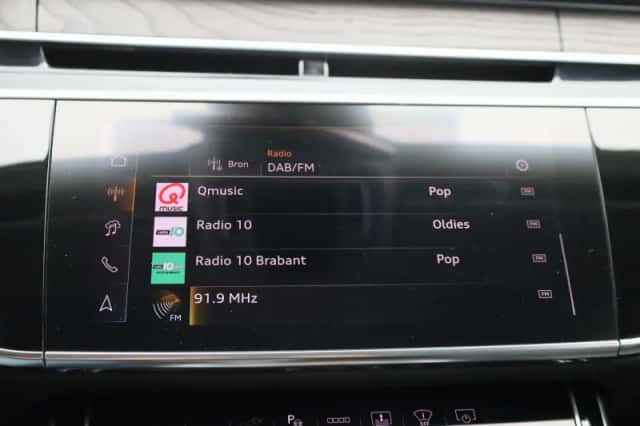 Audi A8 (2024) thumbnail 21
