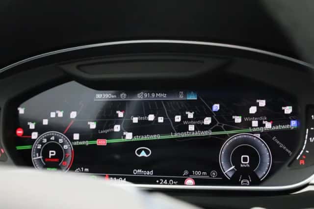 Audi A8 (2024) thumbnail 27