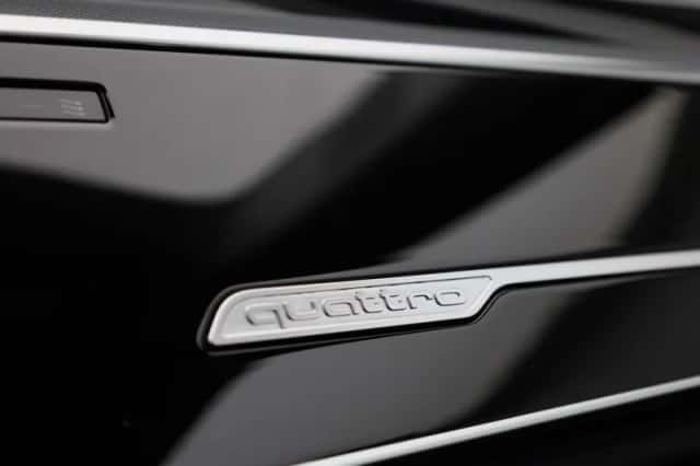 Audi A8 (2024) thumbnail 35