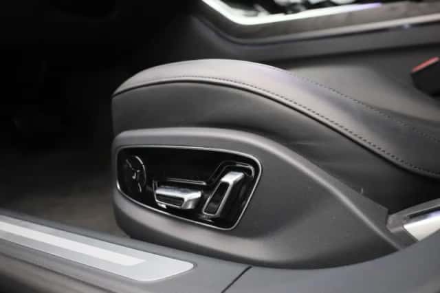Audi A8 (2024) thumbnail 40