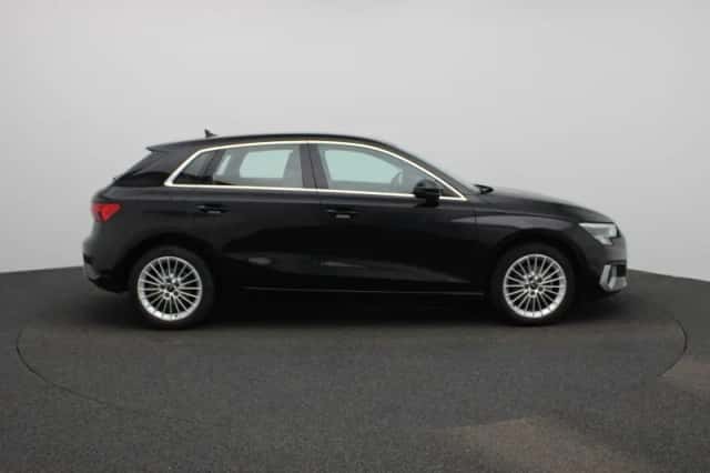Audi A3 (2023) thumbnail 6