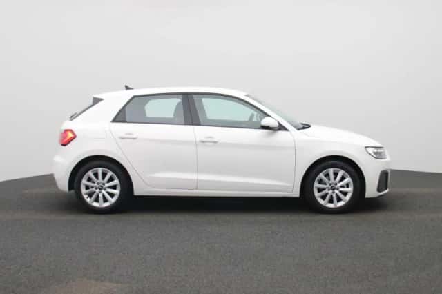 Audi A1 (2025) thumbnail 6