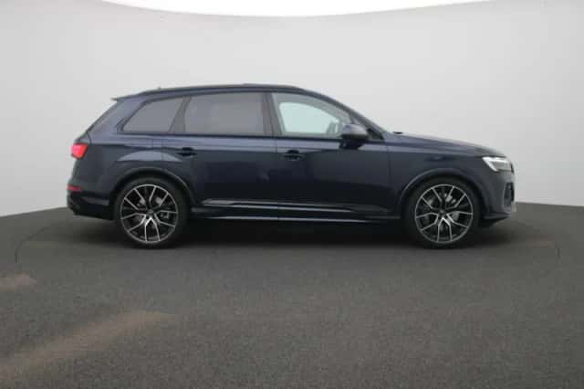 Audi Q7 (2025) thumbnail 6