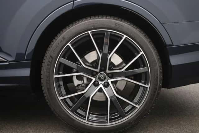 Audi Q7 (2025) thumbnail 7