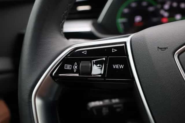 Audi Q8 (2024) thumbnail 23