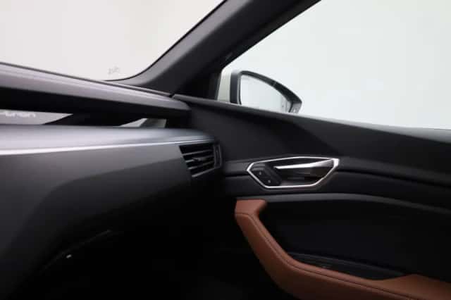 Audi Q8 (2024) thumbnail 28