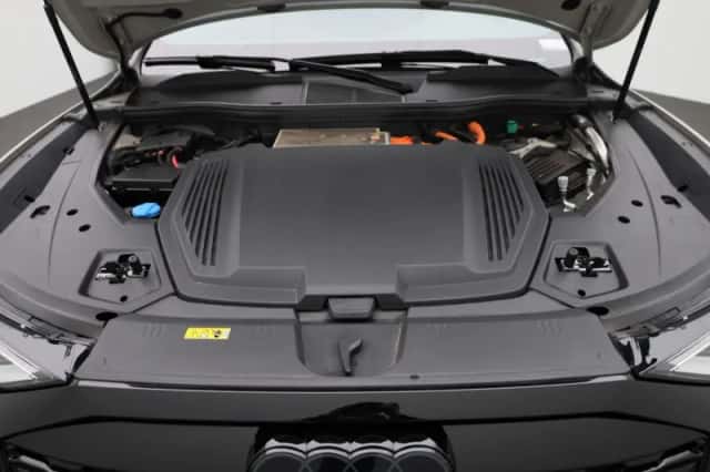 Audi Q8 (2024) thumbnail 44
