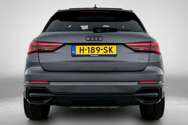 Audi Q3 (2020) thumbnail 5