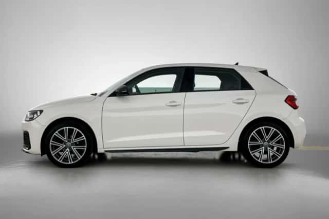 Audi A1 (2019) thumbnail 3