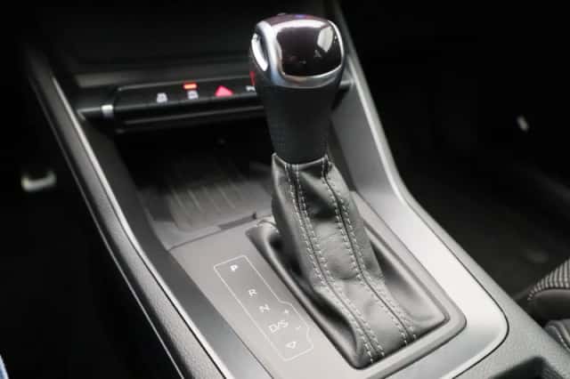 Audi Q3 (2023) thumbnail 25