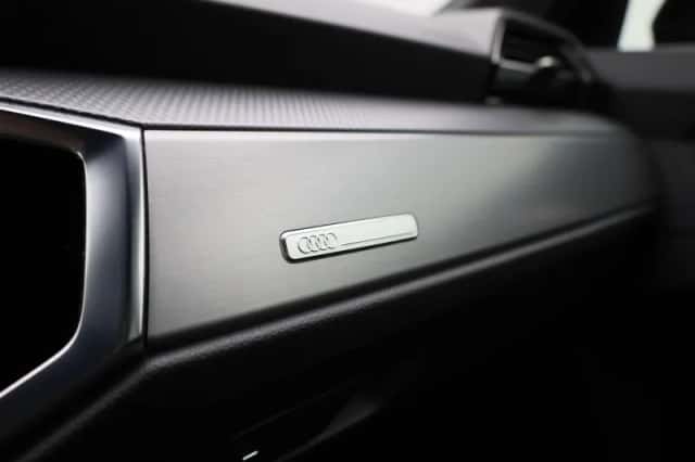 Audi Q3 (2023) thumbnail 27