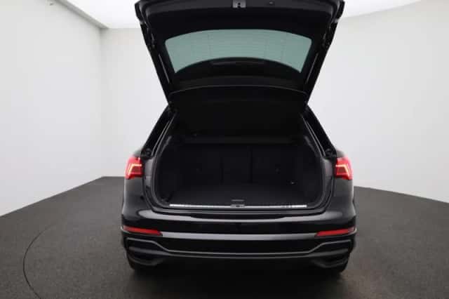 Audi Q3 (2023) thumbnail 41
