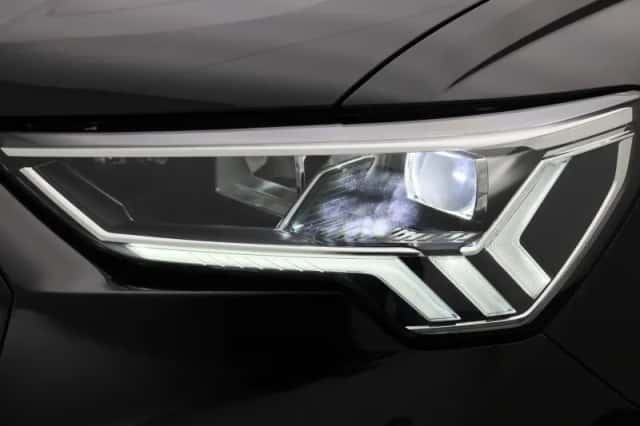 Audi Q3 (2023) thumbnail 10