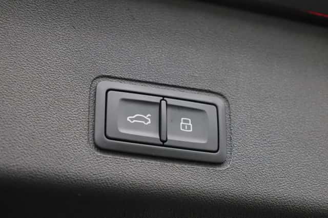 Audi Q3 (2025) thumbnail 15