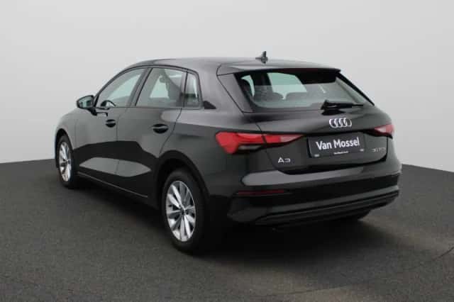 Audi A3 (2024) thumbnail 3