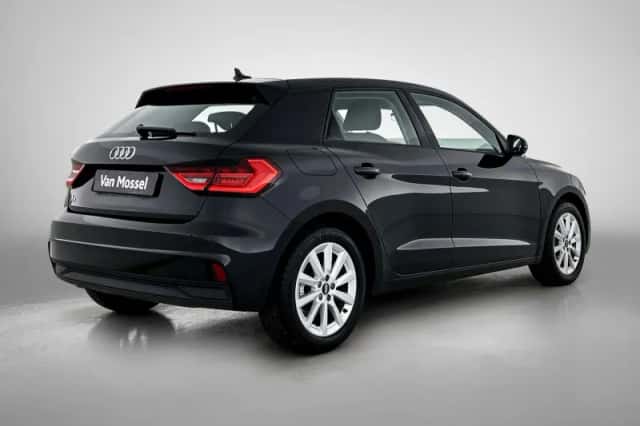 Audi A1 (2025) thumbnail 4