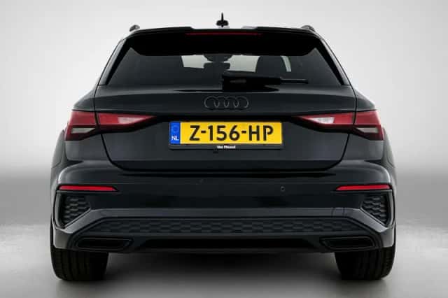 Audi A3 (2023) thumbnail 4
