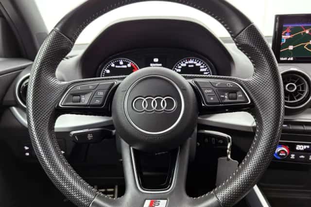 Audi Q2 (2019) thumbnail 13