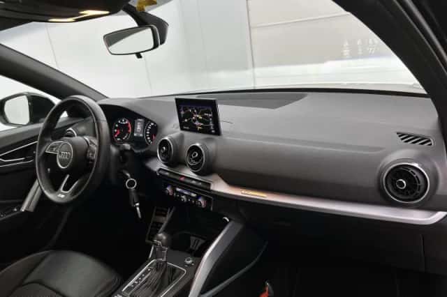 Audi Q2 (2019) thumbnail 15