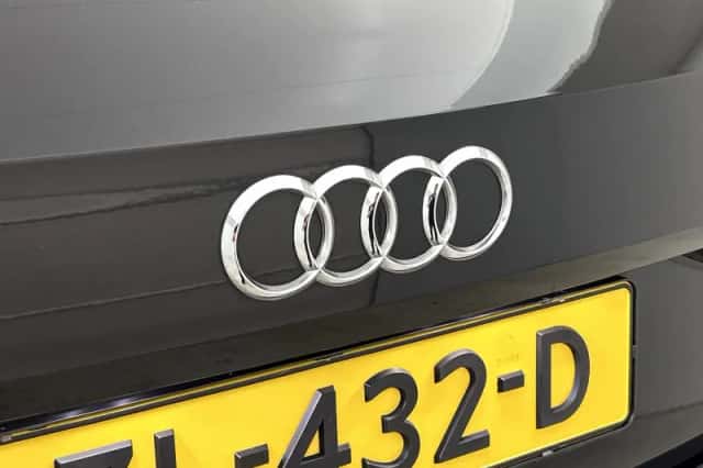 Audi Q2 (2019) thumbnail 8