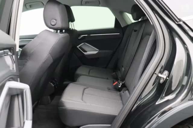 Audi Q3 (2024) thumbnail 11