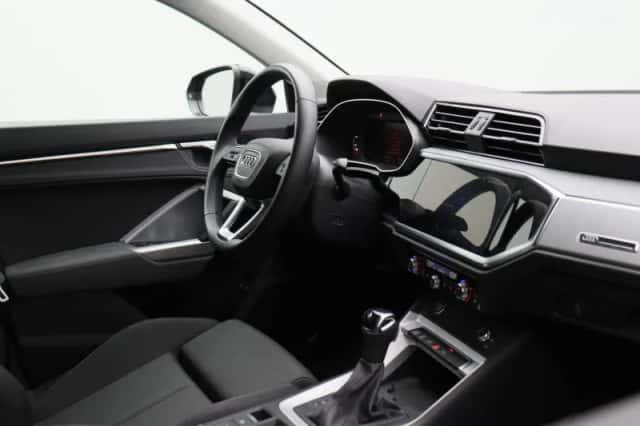 Audi Q3 (2024) thumbnail 30