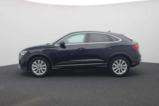 Audi Q3 (2024) thumbnail 4