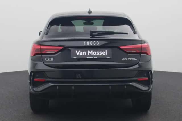 Audi Q3 (2024) thumbnail 5